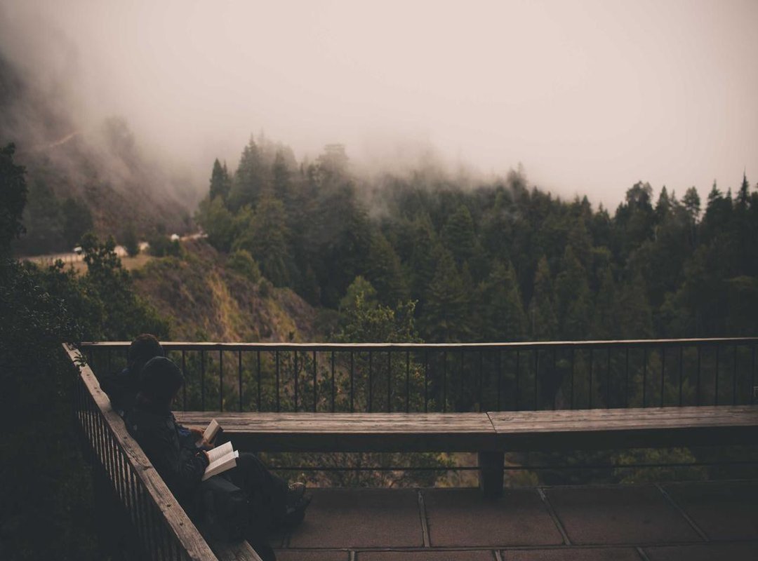 DIY Champagne Confetti: Crafting Your Own Celebration Mix